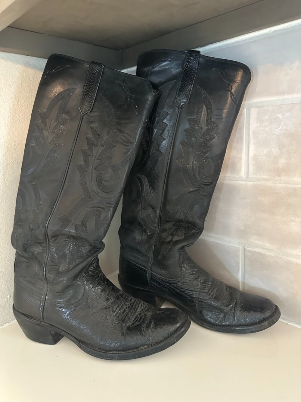 Vintatge Ryons Tall Top Cowboy Boots Black size 9-9.5